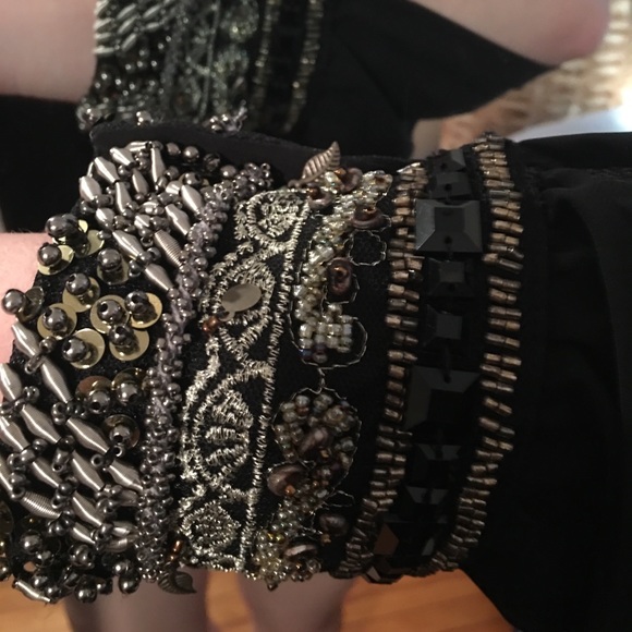 black top with open arms and jeweled sleeves L - Picture 4 of 5